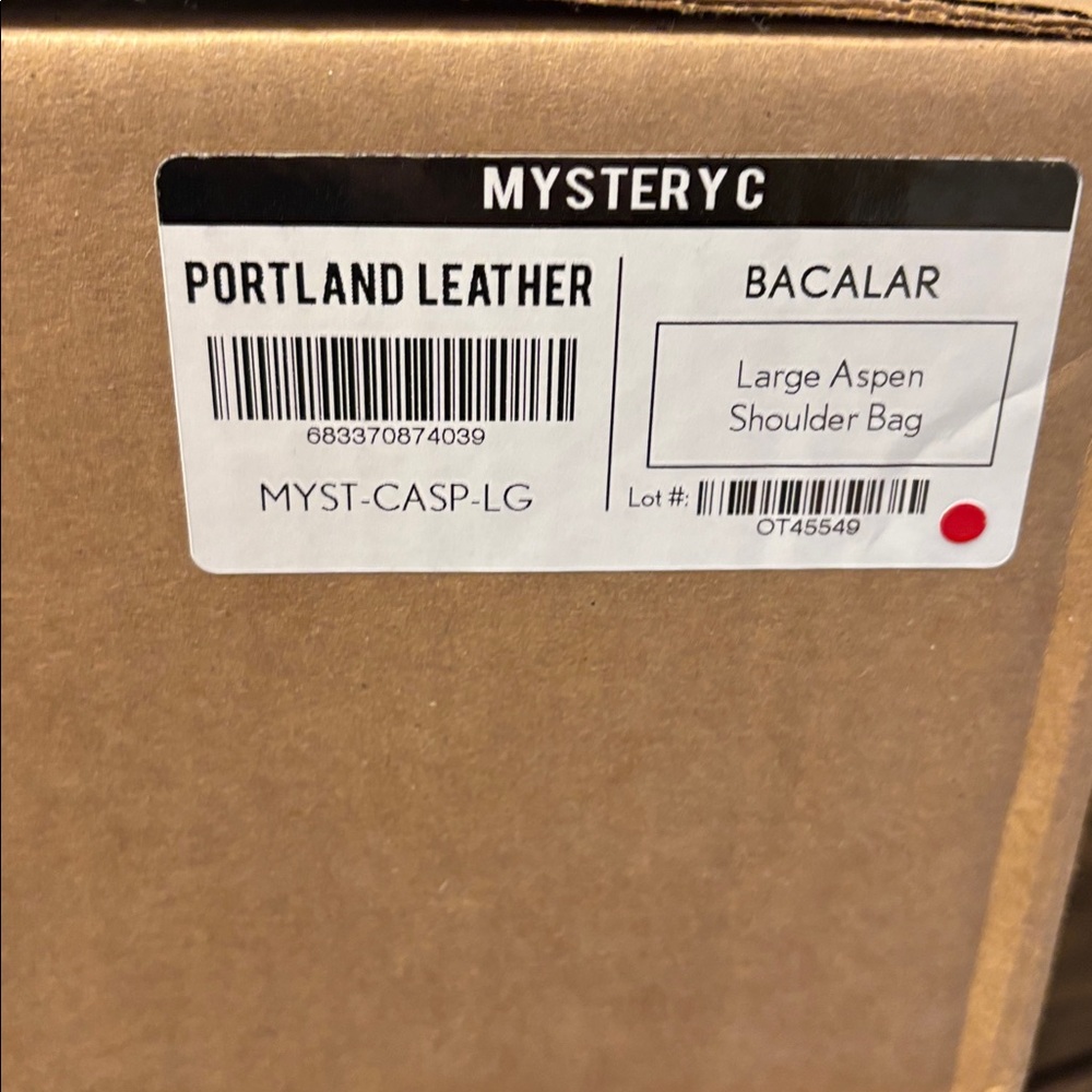 Aspen Large in Bacalar by Portland Leather, New in Box - Picture 3 of 13